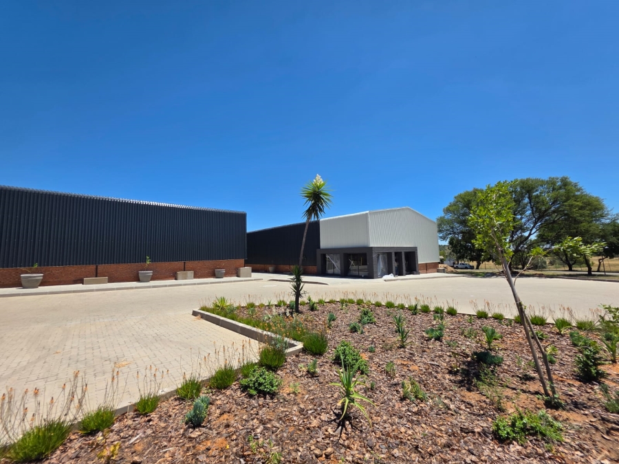 To Let commercial Property for Rent in Tredenham Free State